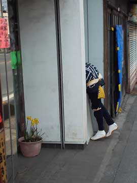 何をやってるんだろう